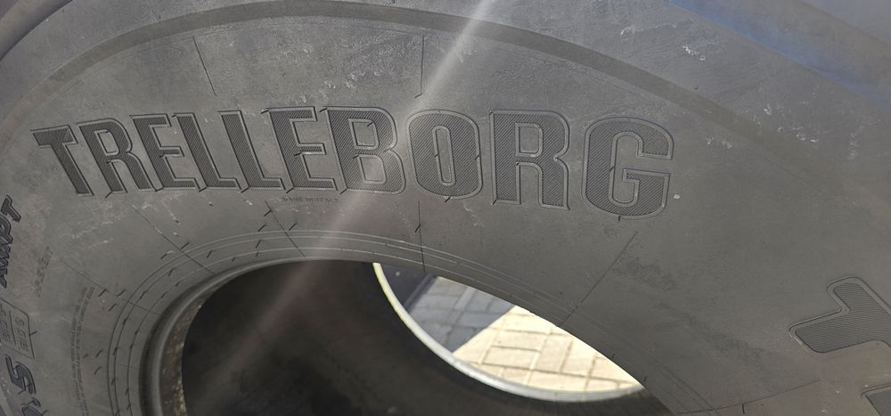 Trelleborg 750/60r30.5 CAŁA