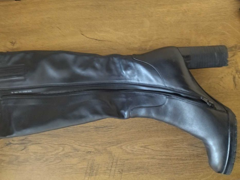 Чоботи зимові жіночі