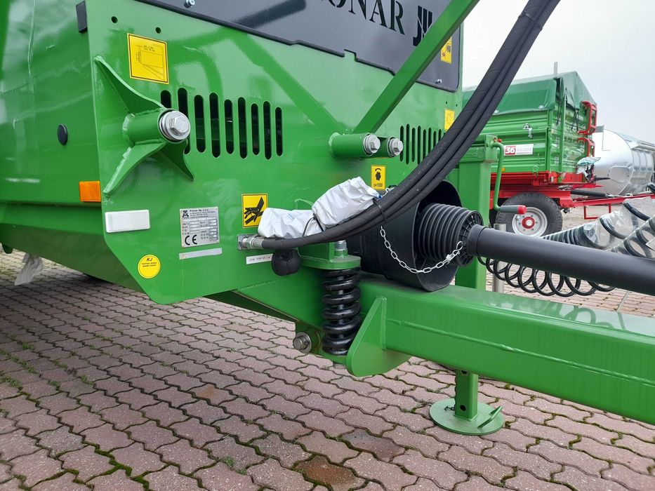 NV161/4 Pronar 12T rozrzutnik obornika Bogate Wyposażenie