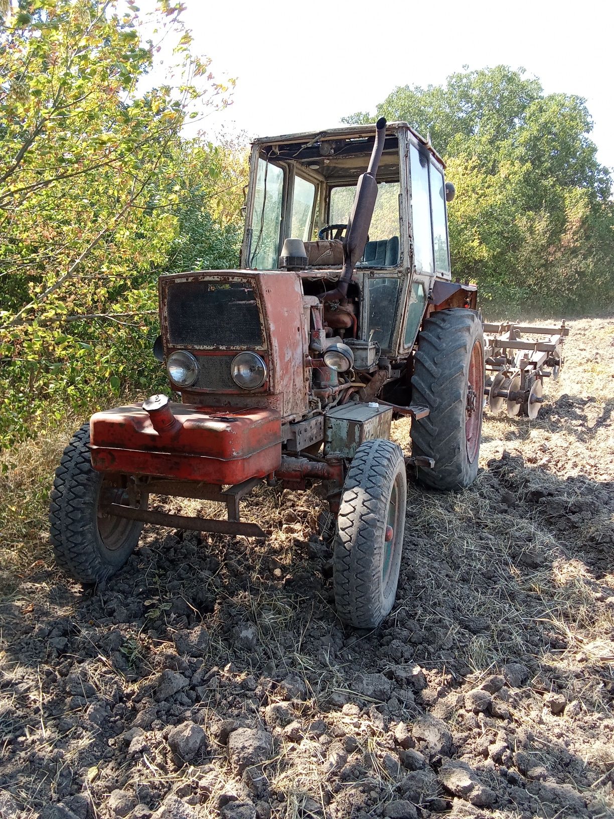 Продам трактор ЮМЗ два шт