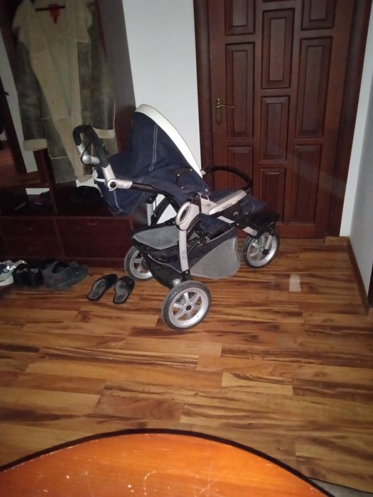 Кaляска peq Perego комфорт+