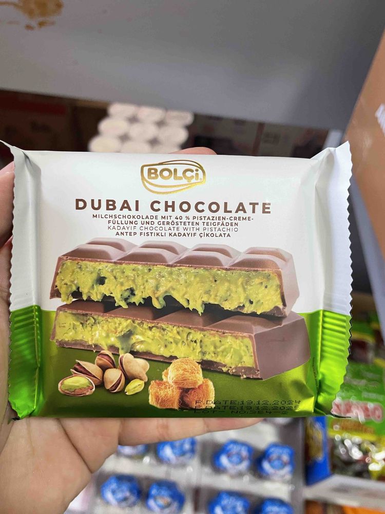 Дубайський шоколад Болчи 100г / Dubai Chocolate Bolci 100g