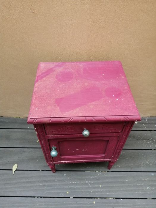 Mesinha de cabeceira antiga (para restauro)  (55 x 37 x 30)