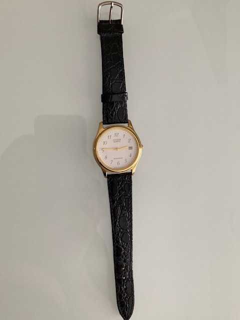 Relógio Citizen Quartz 1112-BO11O8M, base metal, resistente à água