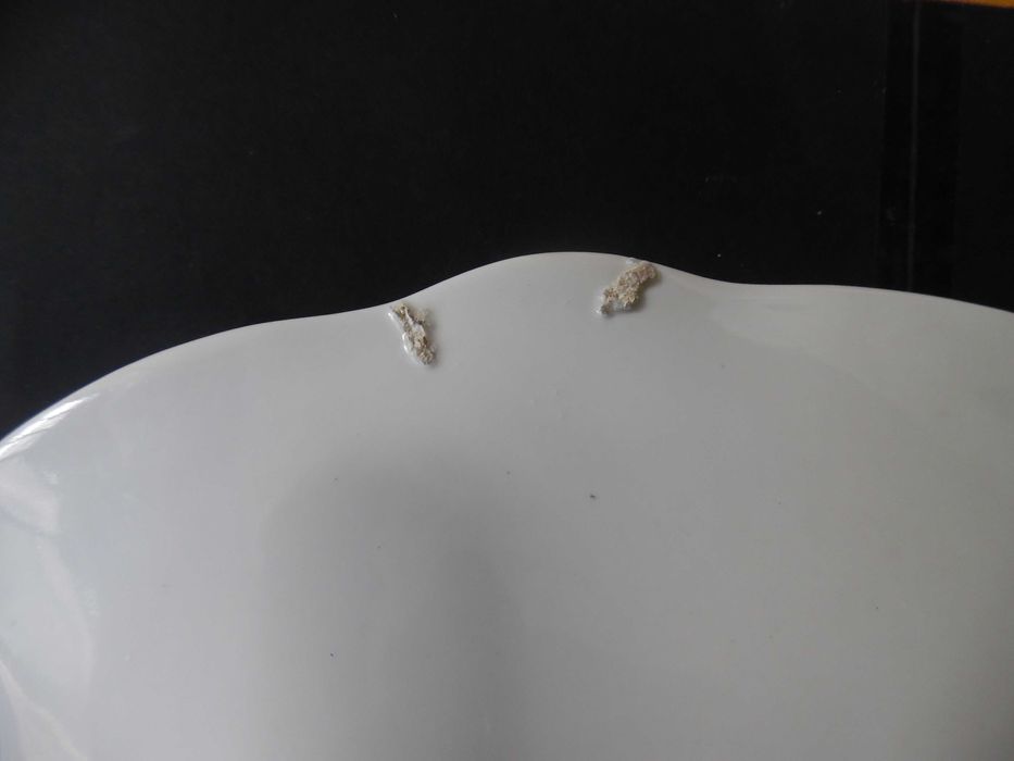 Vista Alegre Terrina com colher e tampa ano 1924/1947