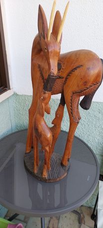Bamby em madeira africana