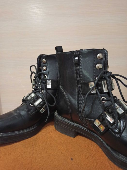 Шкіряні черевики,  осінні/ весняні  черевики/чобітки