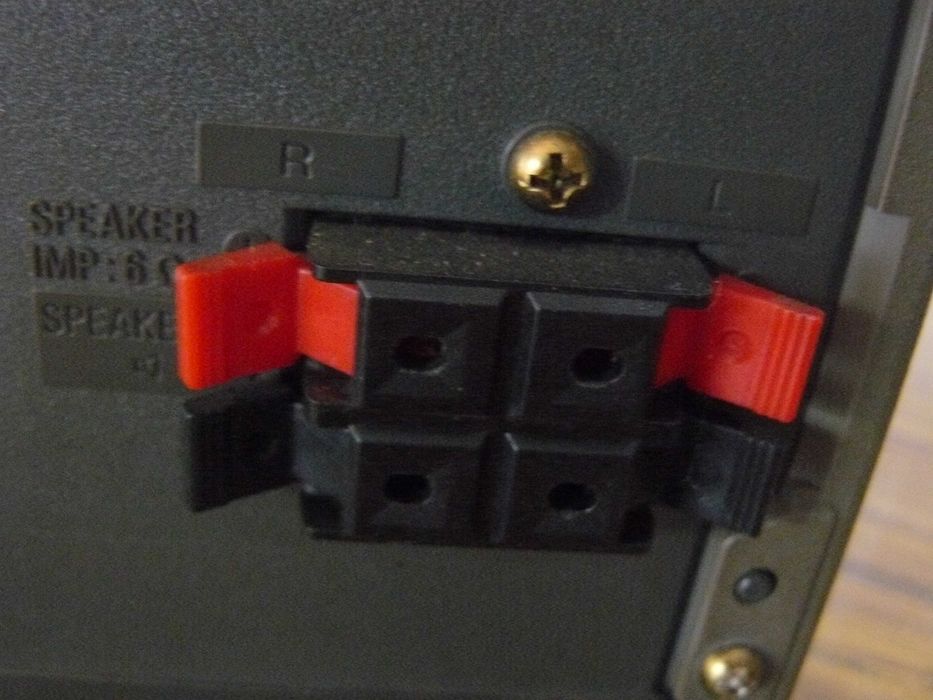 Wieża Aiwa z pilotem rds z CD karuzela na 3 szt. kasety