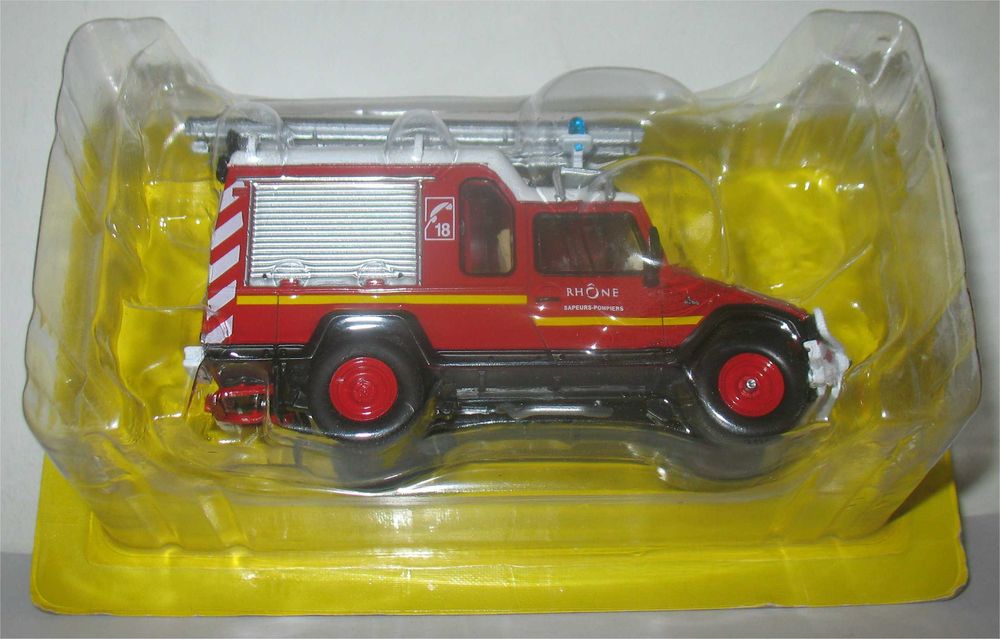 UMM Alter - Bombeiros Franceses