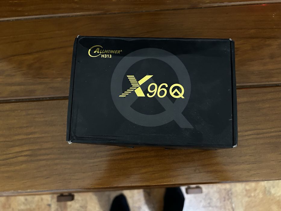 Tv 32 polegadas marca smart com tvbox ou chromcast