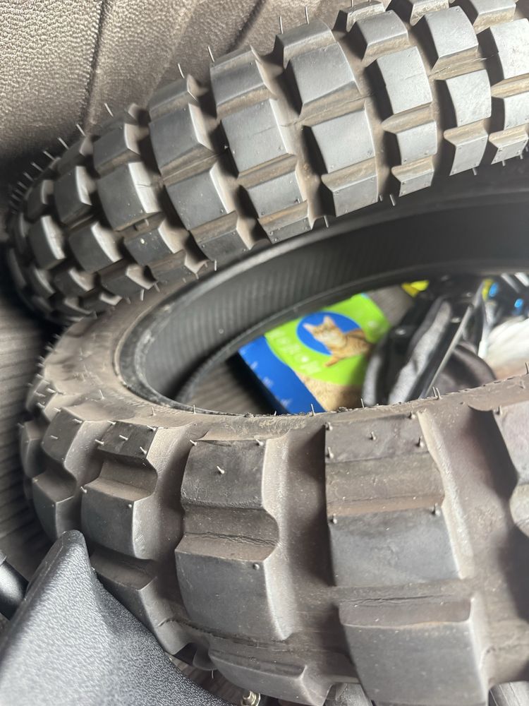 Pneu mota Continental tkc 80 110/80/18