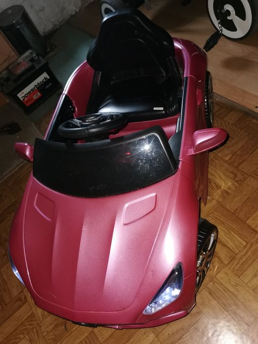 Auto na akumulator Cabrio  Muzyka Światła Pilot 2.4G