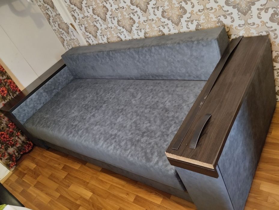 Продам диван антикоготь