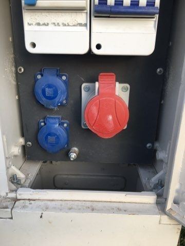 Skrzynka budowlana na prąd