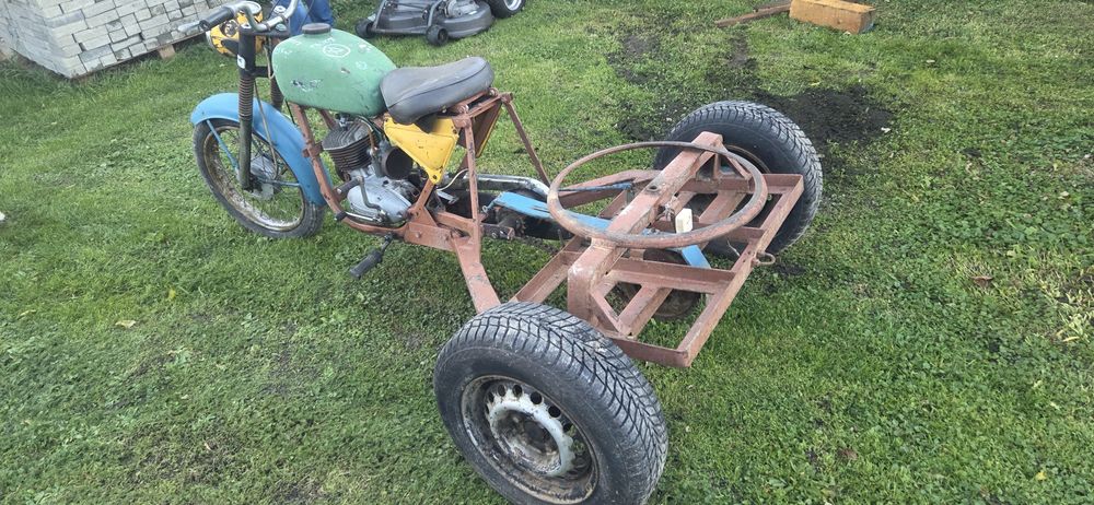 Trójkołowiec Wsk 125