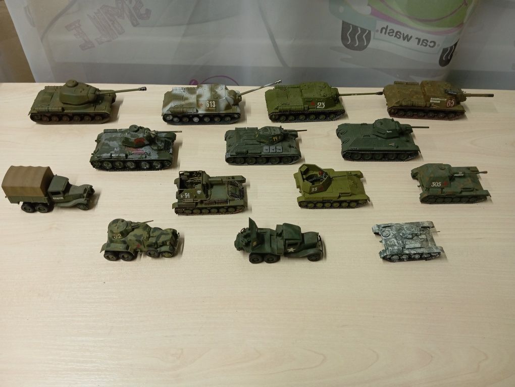 Моделі танків, машин, бронетехніка 1:76