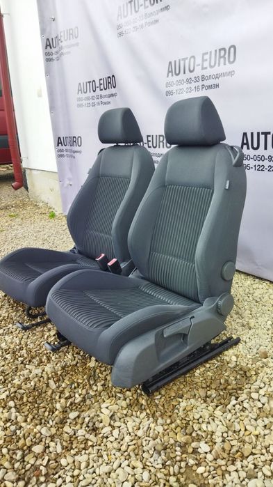 Відкидні сидіння на трьох дверне авто. Сидения на Ниву, Таврію, Ваз 08
