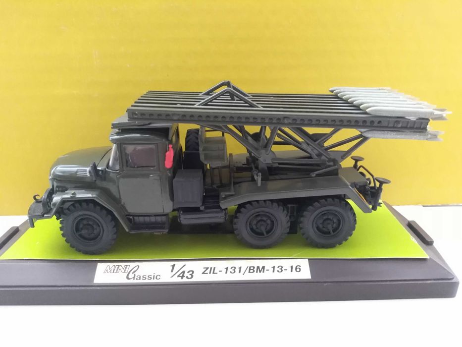 Коллекционные модели грузовые.1/43