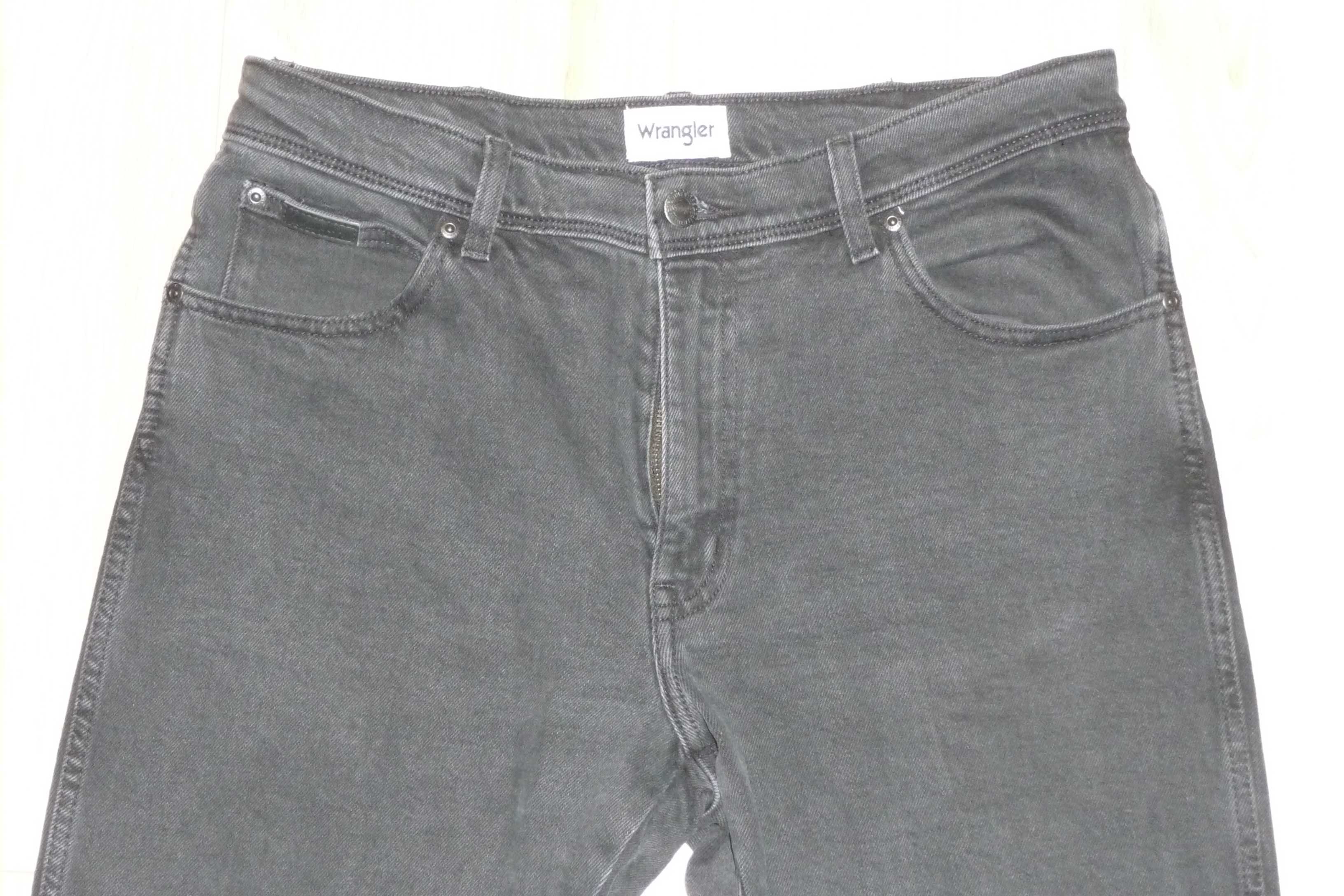 Spodnie męskie jeans WRANGLER TEXAS SLIM 822 - rozmiar W33 L30
