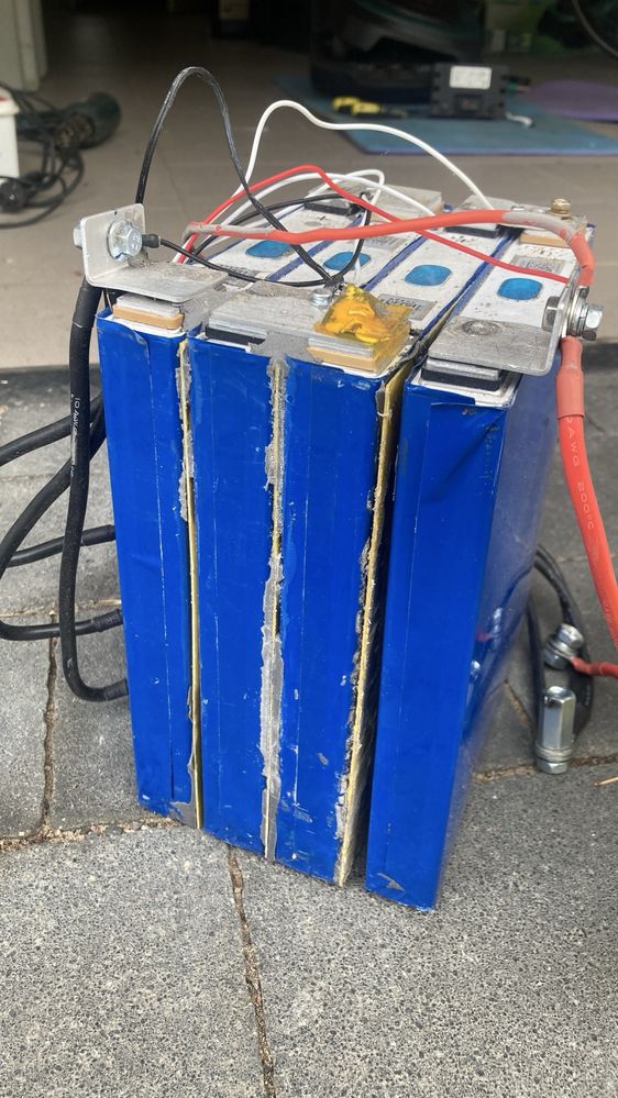 Magazyn energi, ogniwa LiFePo4 bank energii, zasilanie awaryjne