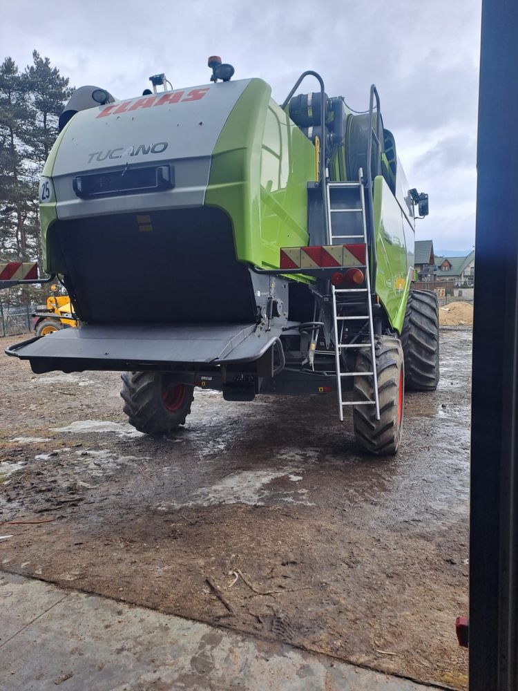 Konbajn Claas Tucano 450 Lexion