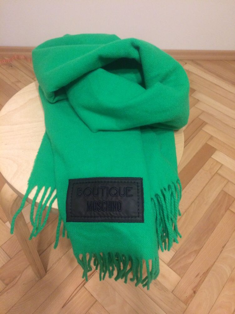 szalik moschino zielony