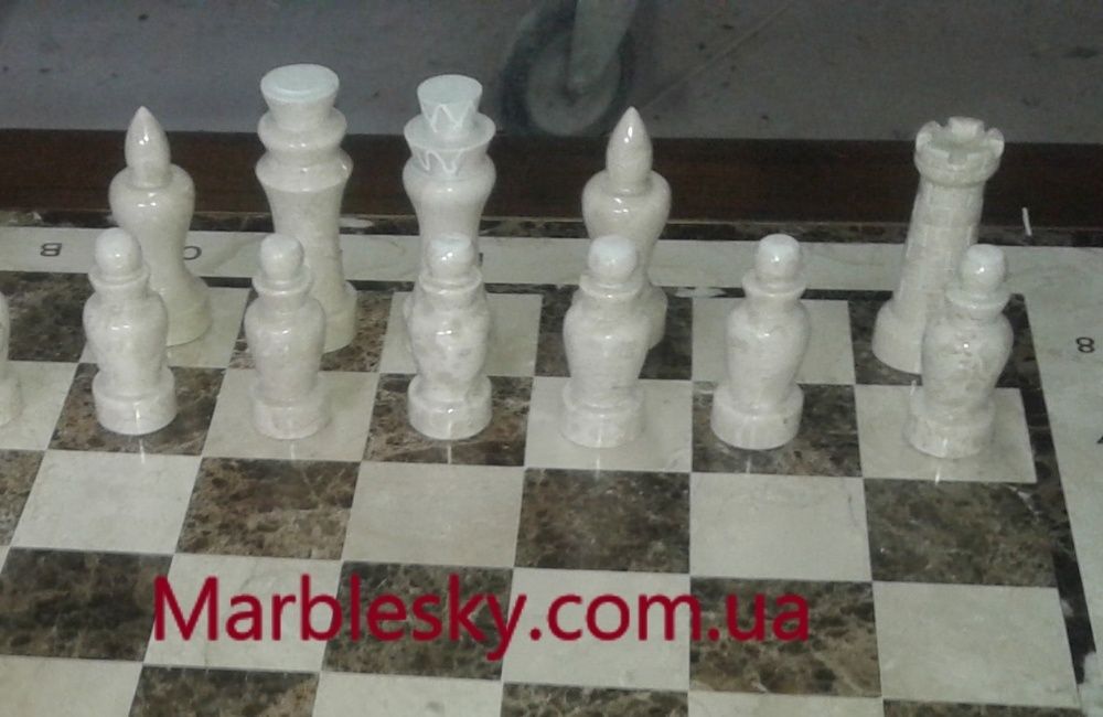 Шахматная доска из мрамора, мраморные шахматы на заказ, столешница