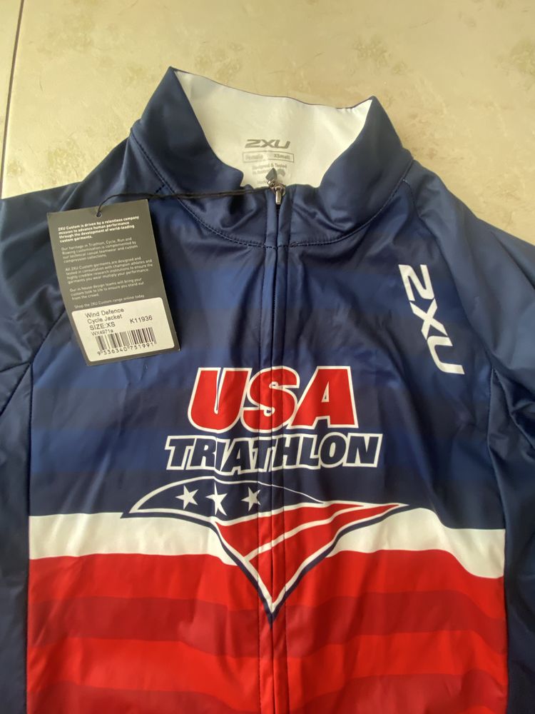 Equipamento 2XU ciclismo