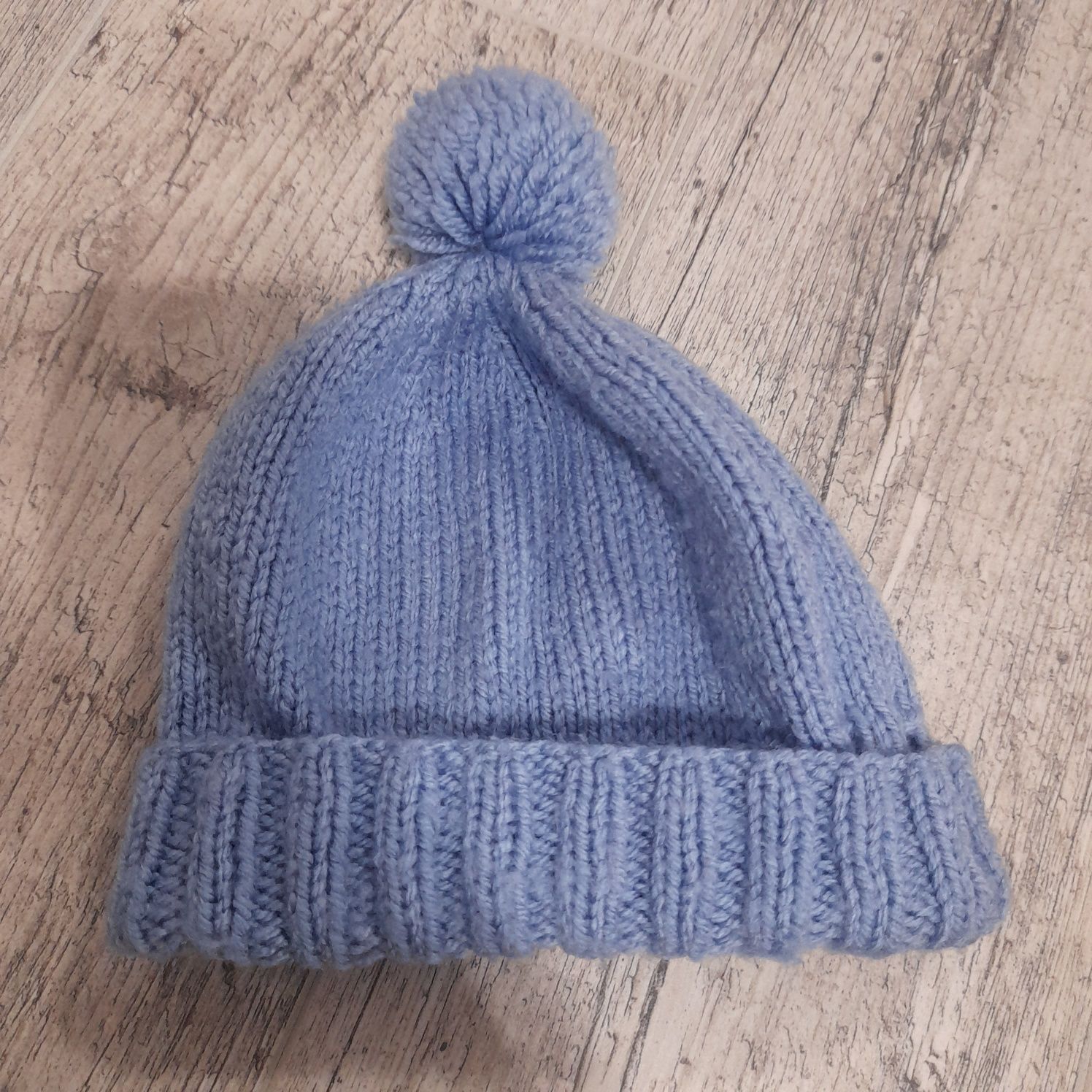 Błękitna czapka 49 cm
