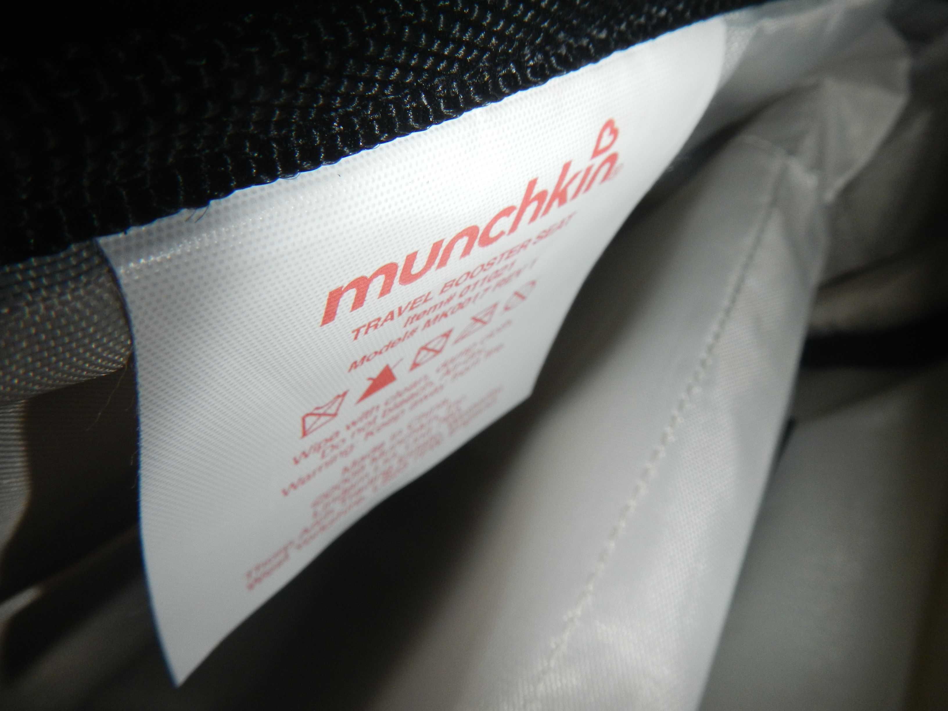 Munchkin turystyczne krzeselko torba do 15 kg nakladka na krzeslo
