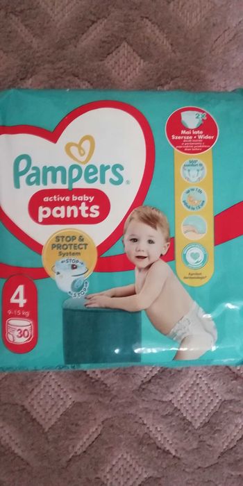Pieluchomajtki pampers 4