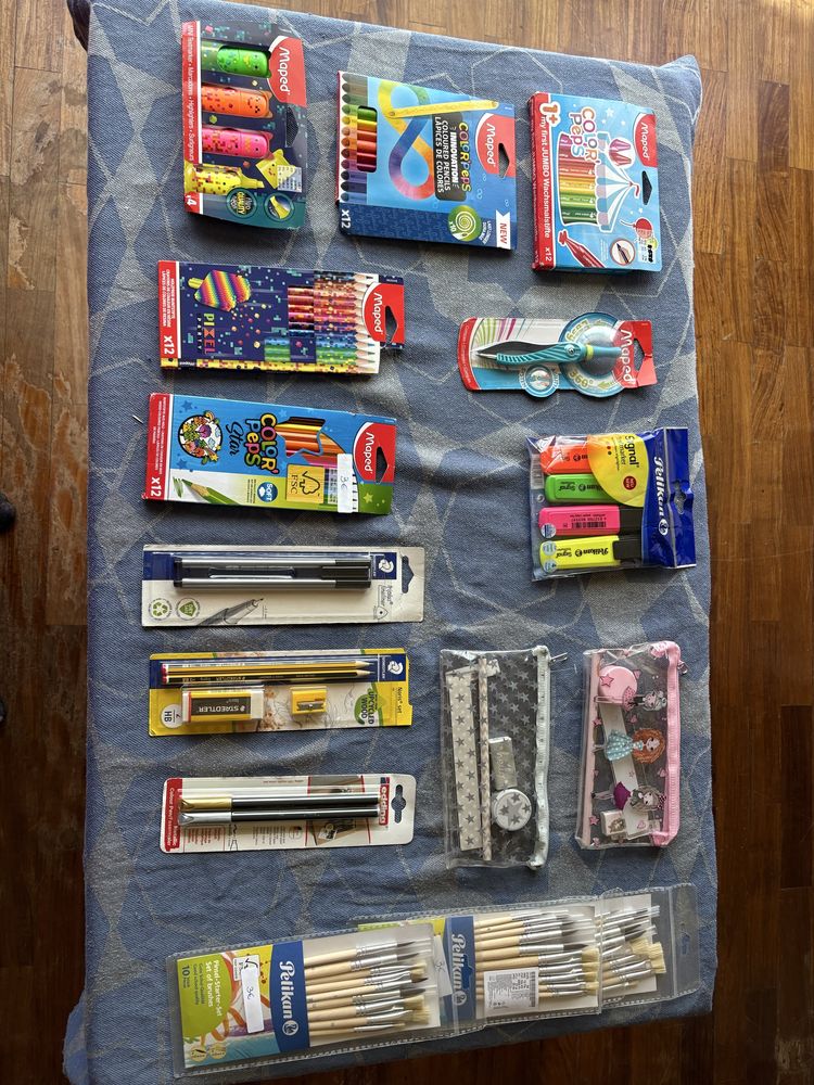 Lote de material escolar