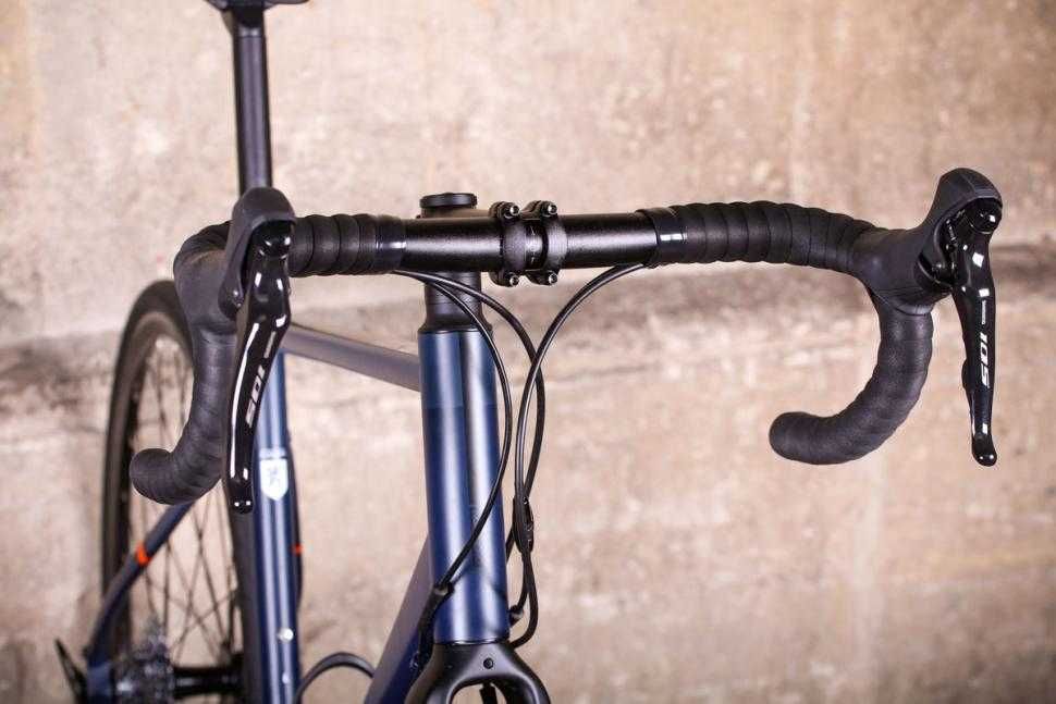 Rower Gravel Carbon Szosa VAN NCR  Triban Shimano 105 RC520 10kg RAMAL
