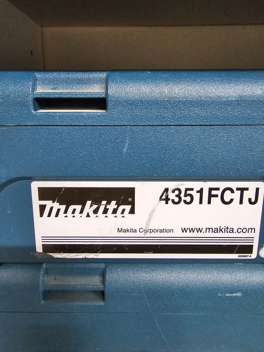 Wyrzynarka Makita + walizka. 4351fctj