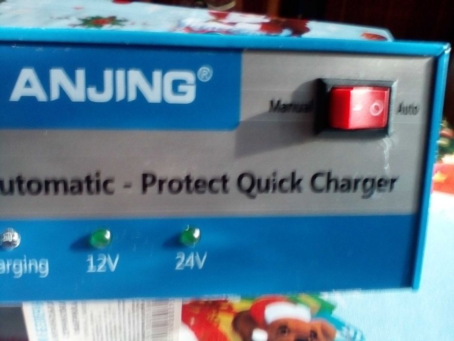 Зарядное устройство для Аккумуляторов