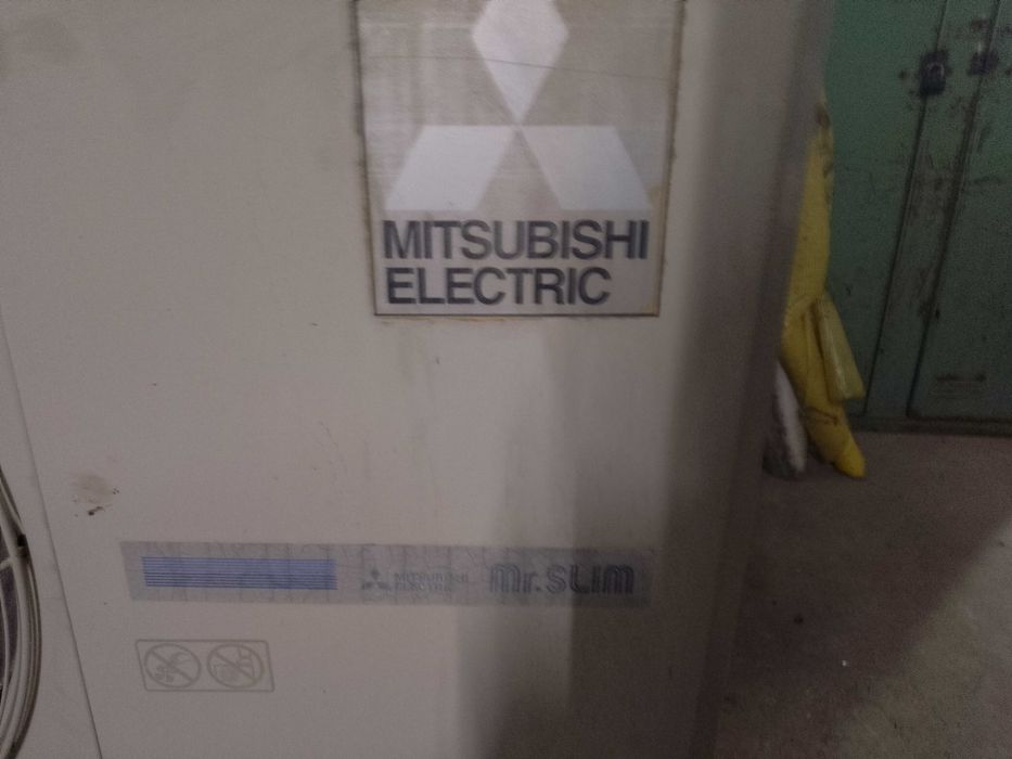Блок наружный от кондиционера MITSUBISHI ELECTRIC