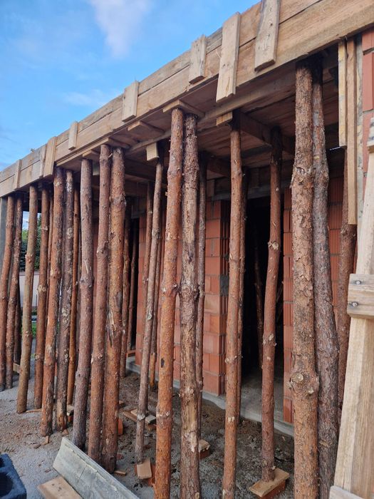 Steple budowalane i deski szzlunkowe