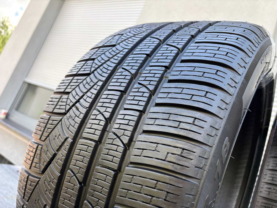 2szt zimowe 255/40R18 Pirelli 7,4mm 2024r POLEASINGOWE
