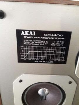 Akai SR-1400 kolumny