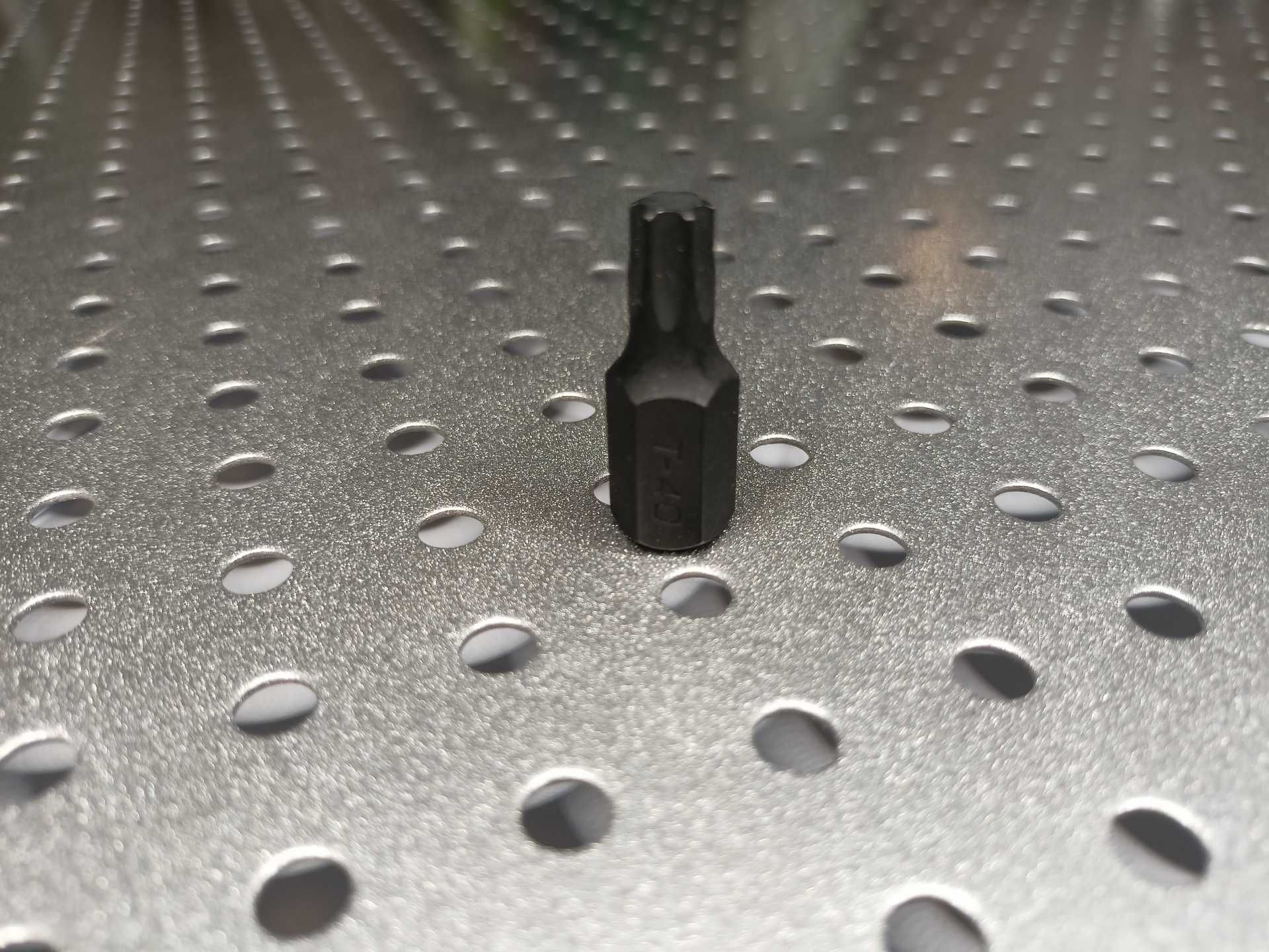 Bit TORX T40 x 10 mm długość 30 mm ze stali S2 HONITON