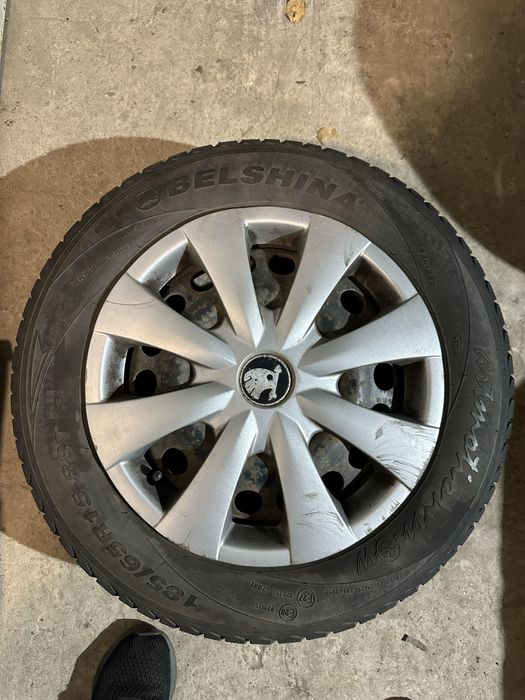 Комплект зимової гуми 5/110 R15