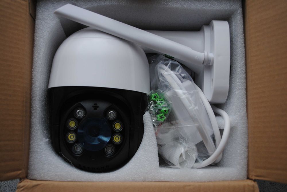 Nowa kamera WiFi 1080P FullHD 4xZoom + karta SD 128GB