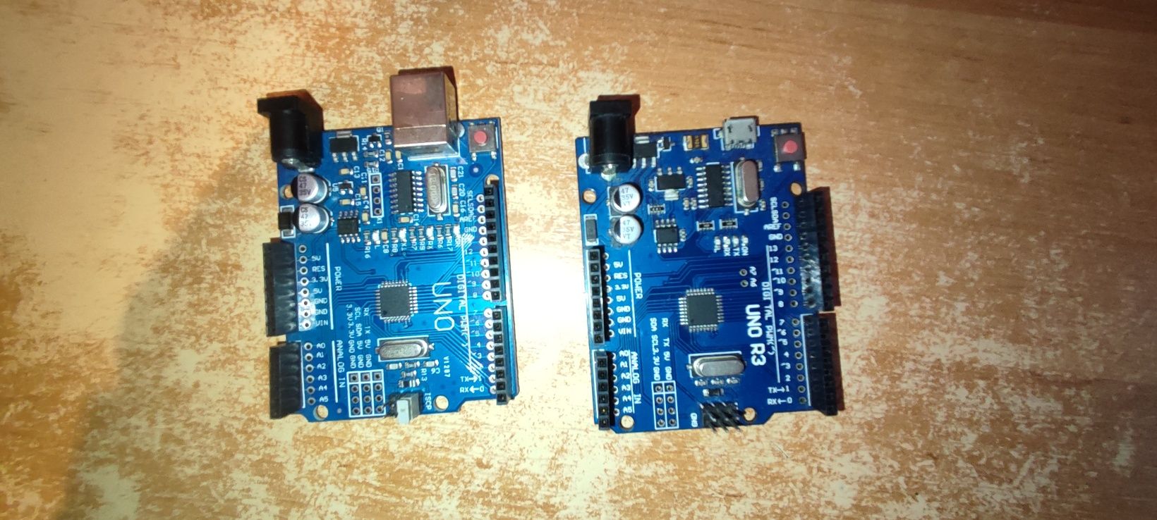 Arduino uno r3 дві штуки