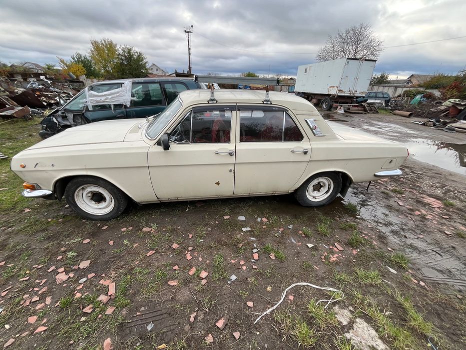 Авто Волга ГАЗ 2410