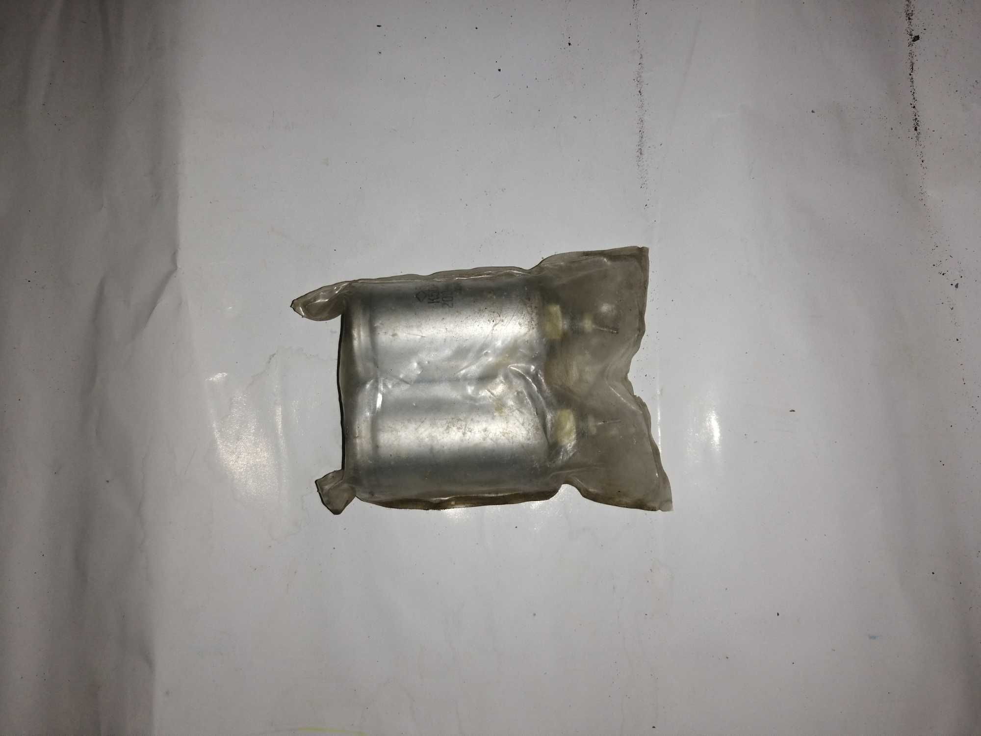 1 шт. Конденсатор В3Р К50-3А-50*200. 200 МКФ 50В