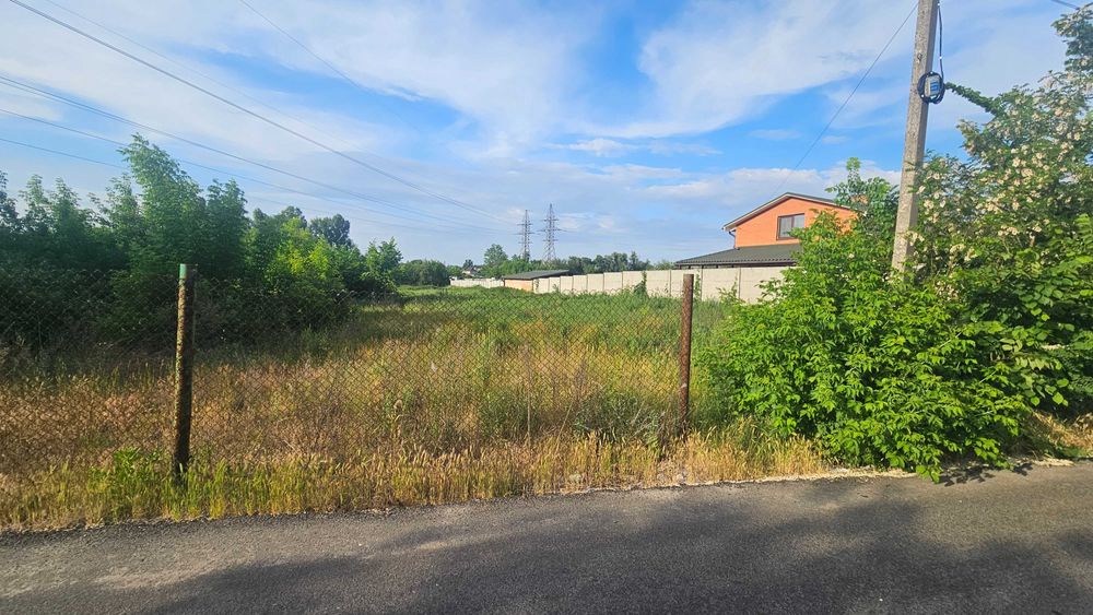 Продаж земельної дільники