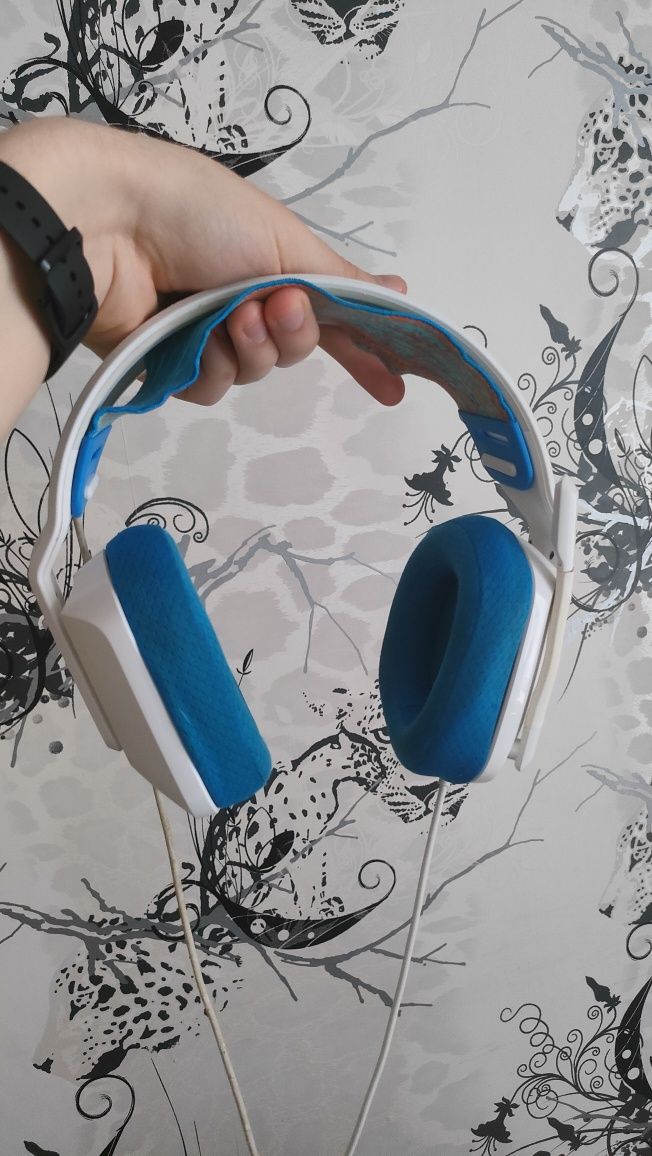 Гарнітура Logitech g335