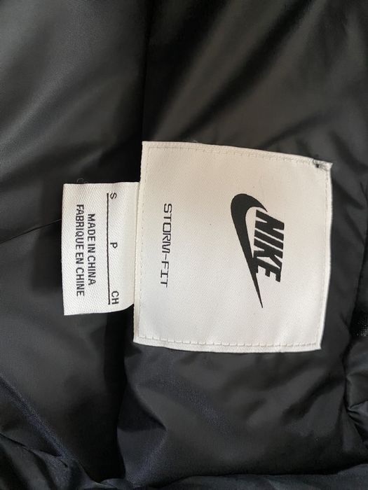 Куртка Nike Sportswear Storm-Fit DR9609-010