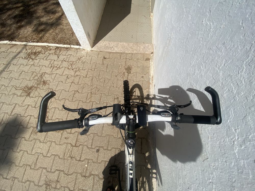 BTT Berg Trailrock LTD