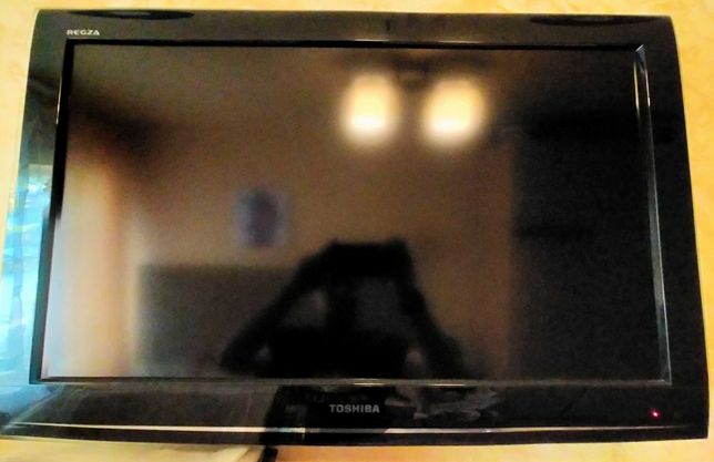 Телевизор Toshiba regza 32 дюйма